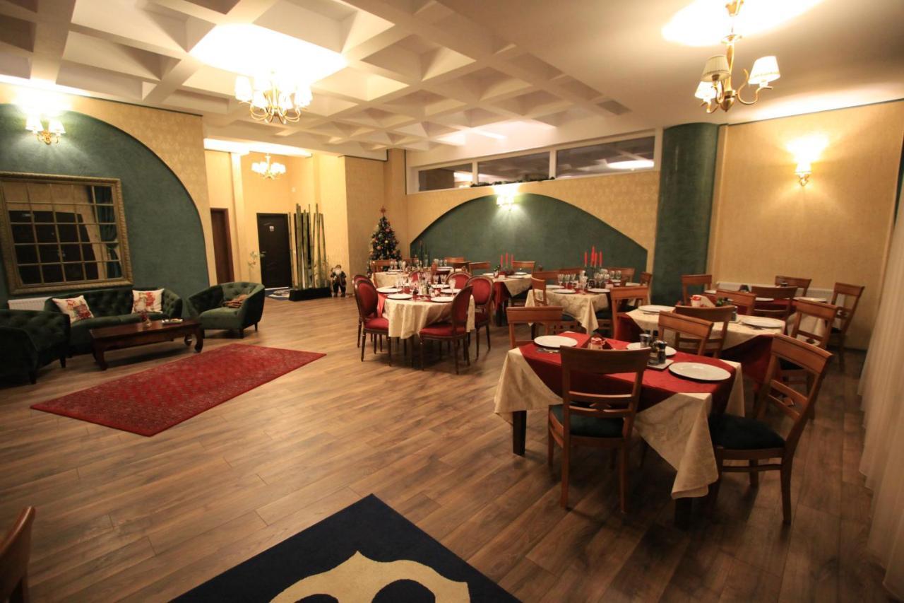Boutique Vila White Duchess Năvodari Eksteriør billede